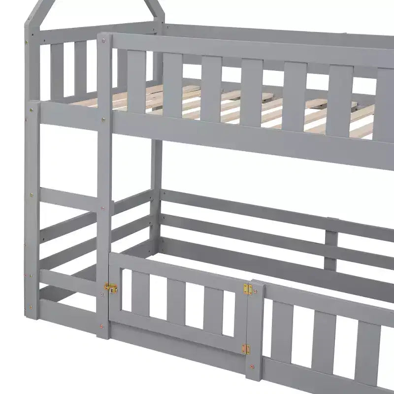 GDFStudio Perez House Bunk Bed with Fence and Door